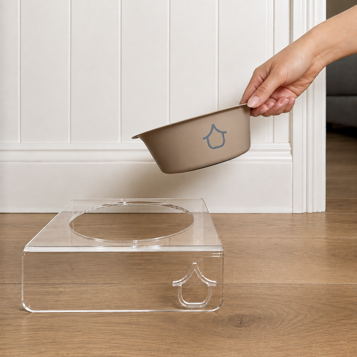 Stand Alone Dog Bowl